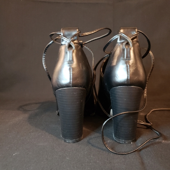 Diba heels - Picture 4 of 4